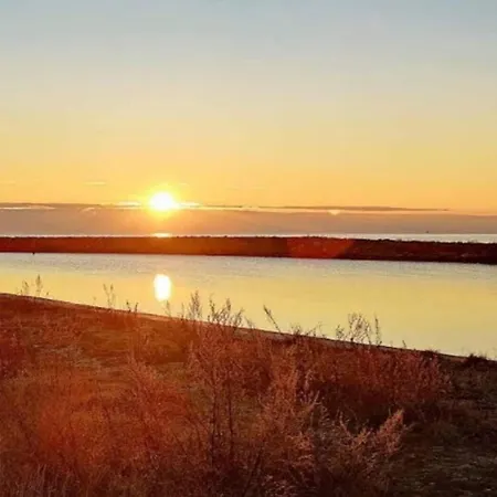 Seaside Serenity In Faldsled-by Traum *